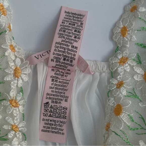 Victoria’s Secret VERY SEXY Wildflower Chiffon Pleated Babydoll Size Large - Picture 9 of 13